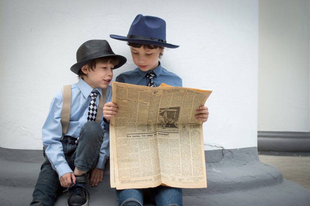 News is essential to every adult’s daily information intake, keeping us informed about the world around us. Adults often consume the news through newspapers, television, social media, etc. But have you ever wondered if children should also be reading the news? If yes, when should the child start reading the news?